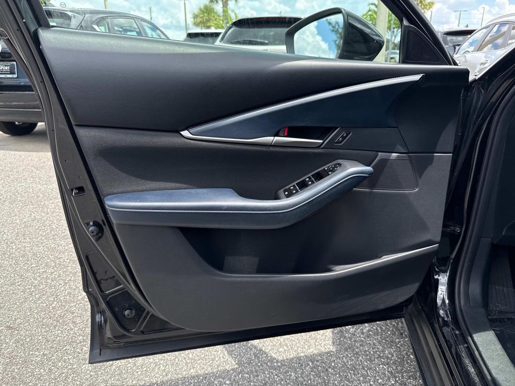 2021 Mazda CX-30 2.5 S photo 18
