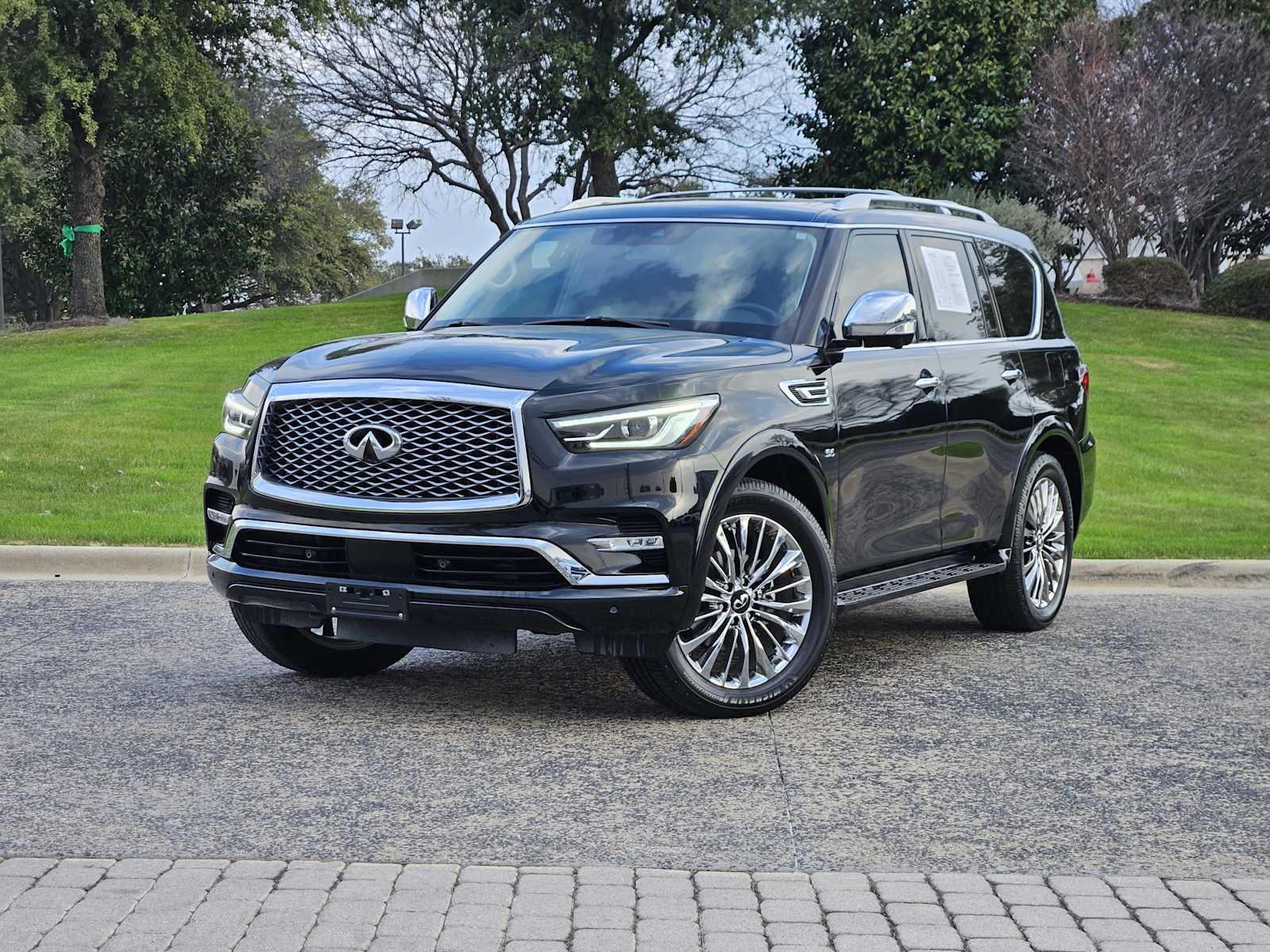 2020 INFINITI QX80 Base's photo