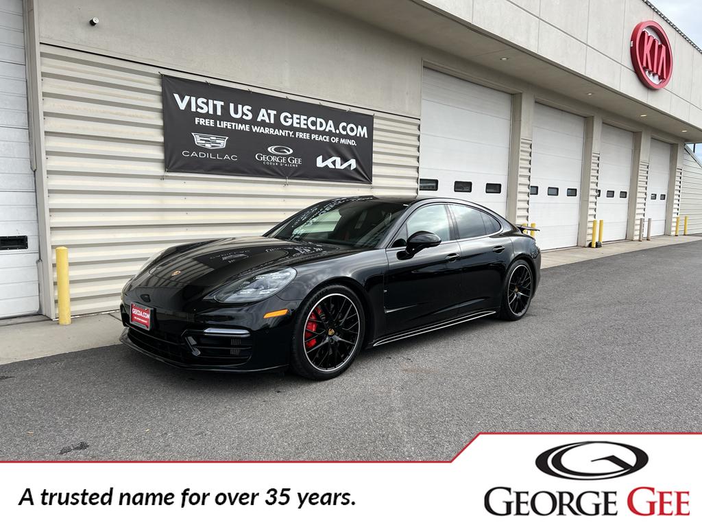 2017 Porsche Panamera Turbo