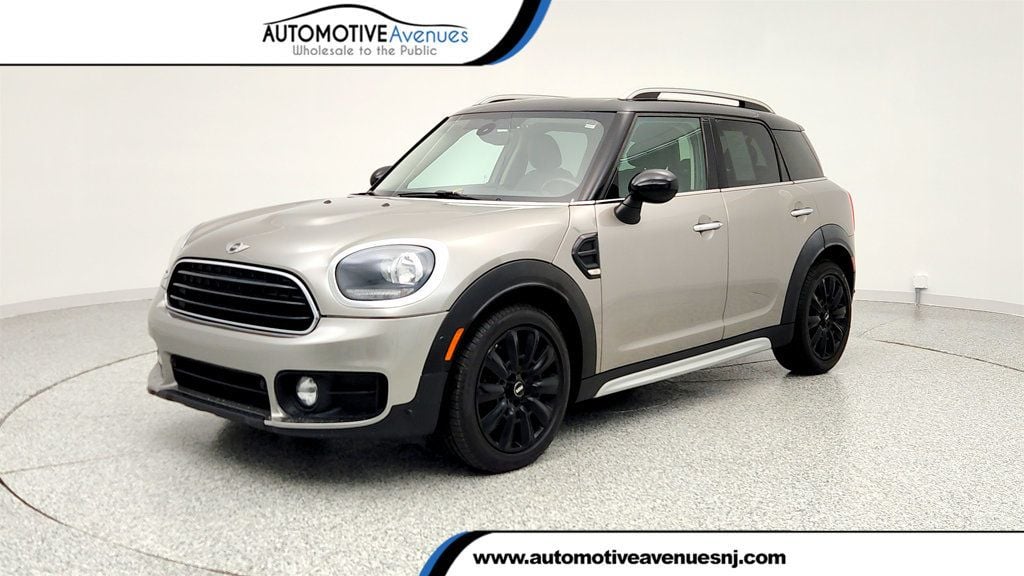 2018 MINI Countryman Base's photo