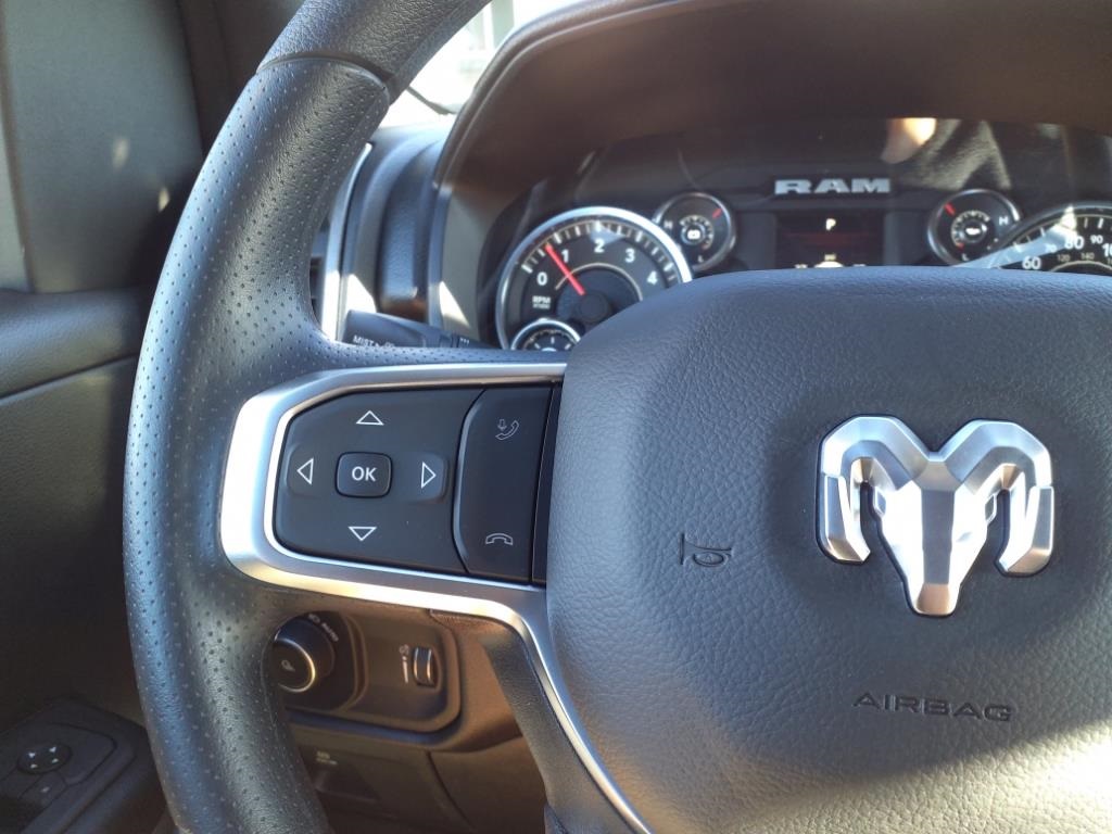 2025 Ram 1500 Tradesman photo 16