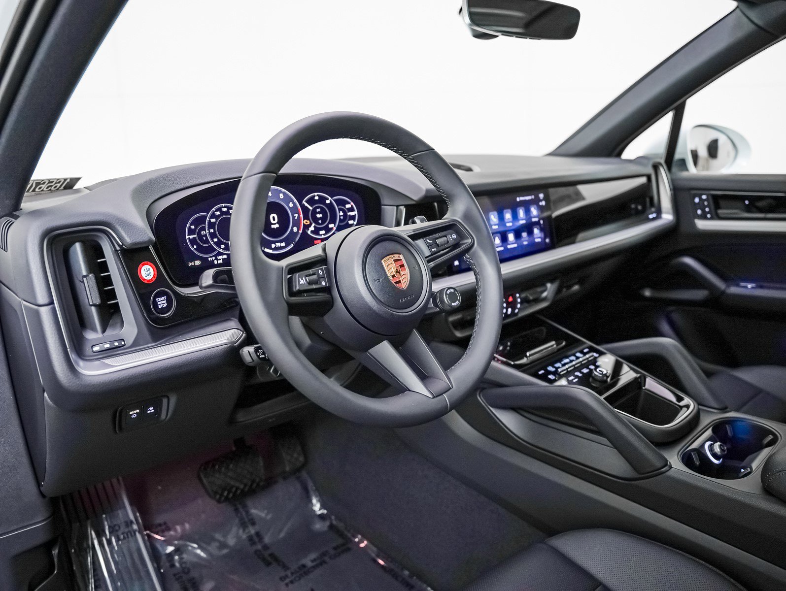 2026 Porsche Cayenne photo 4