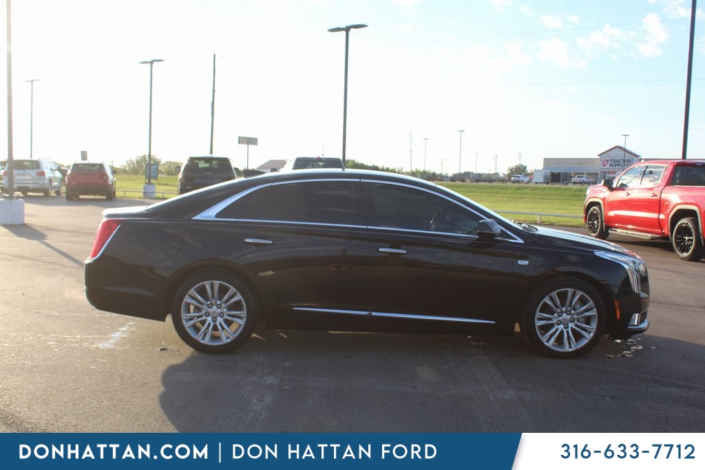2018 Cadillac XTS Luxury photo 4
