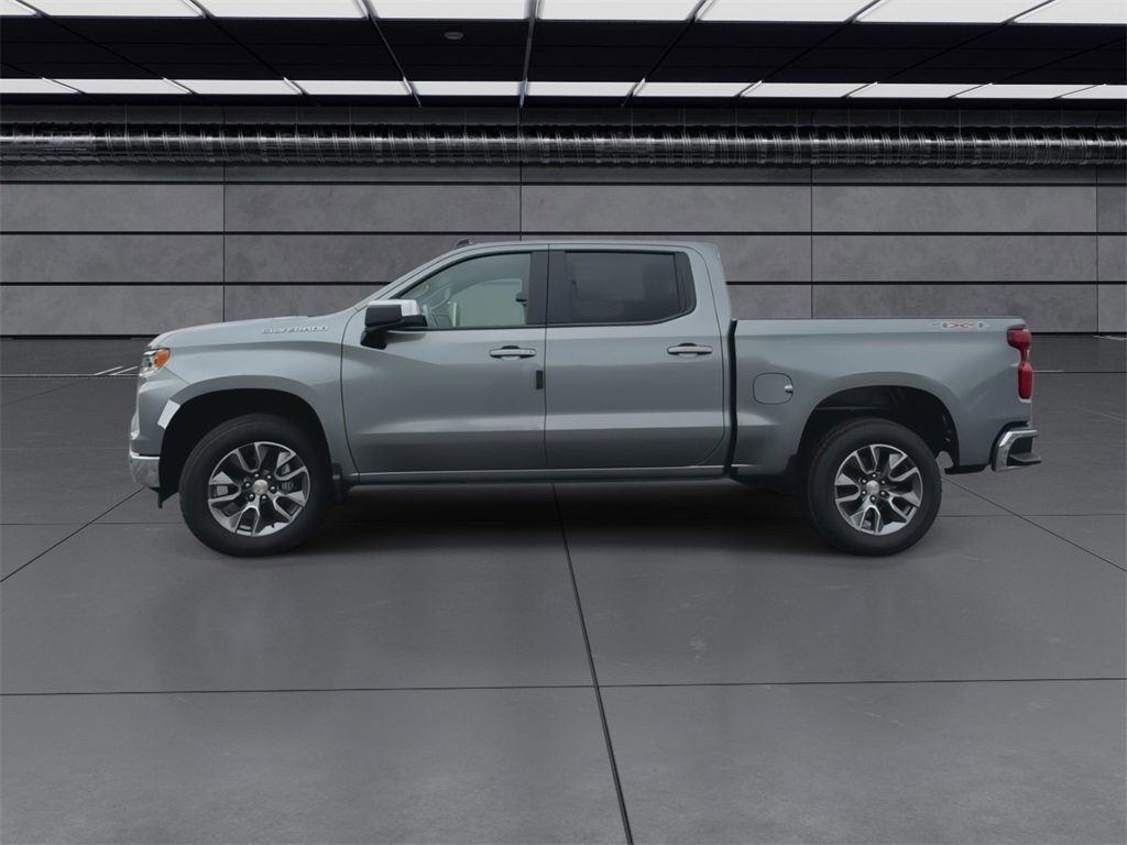 2026 Chevrolet Silverado LT photo 5