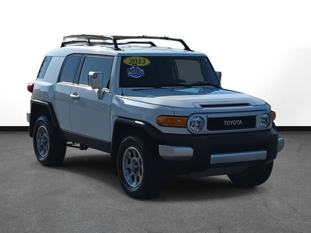 2013 Toyota FJ Cruiser Base photo 3
