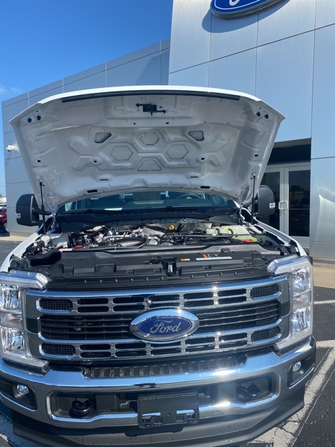 2026 Ford F-350 XL photo 27