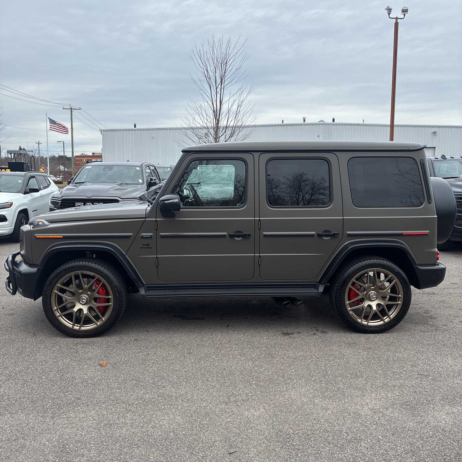 2025 Mercedes Benz G AMG 63 photo 4