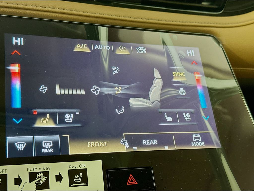 2025 Infiniti QX80 Luxe photo 12