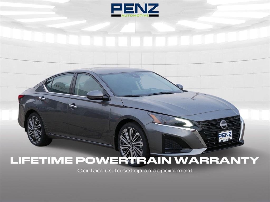 2025 Nissan Altima SL's photo