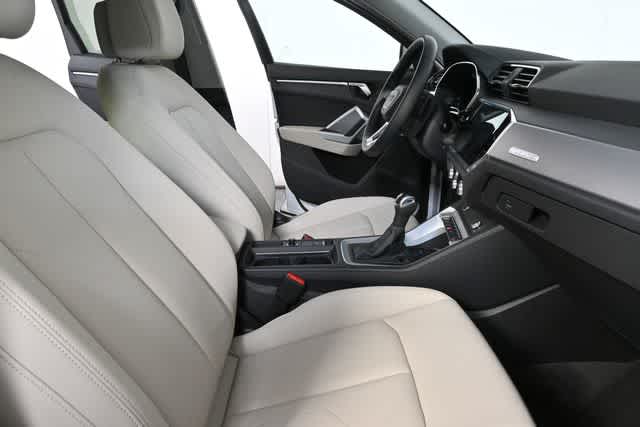 2023 Audi Q3 S line Premium Plus photo 15