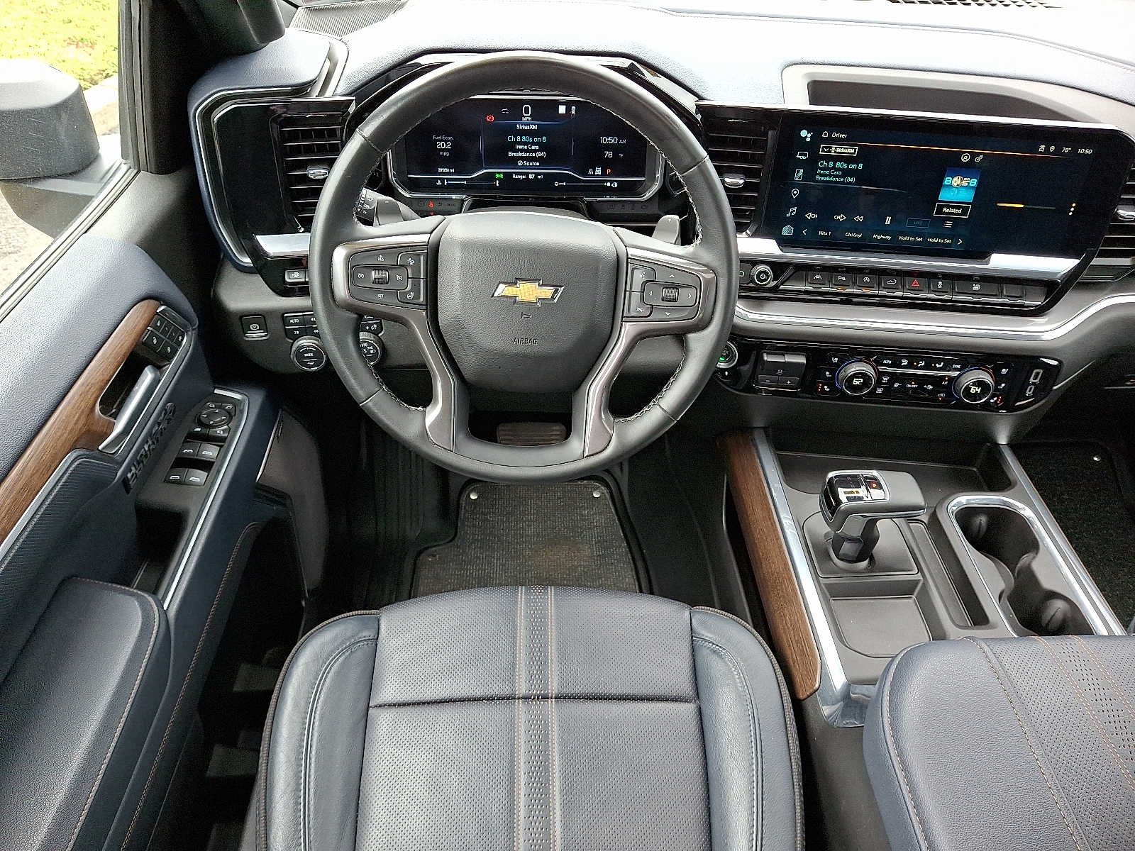 2023 Chevrolet Silverado 1500 High Country photo 11