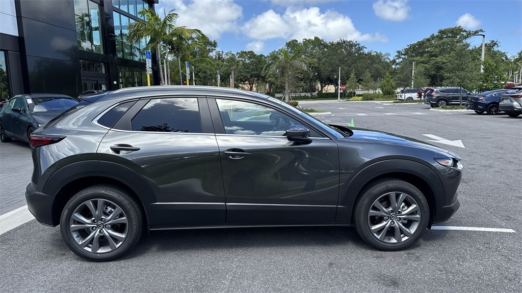 2025 Mazda CX-30 2.5 S Preferred photo 3