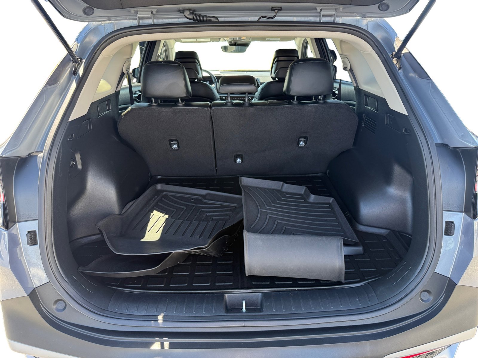 2024 Kia Sportage EX photo 17