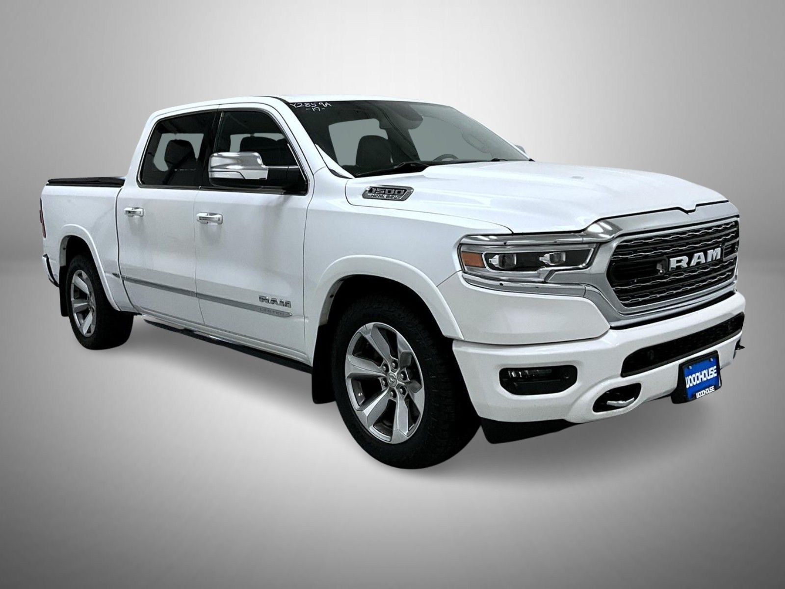 2019 Ram 1500 Limited photo 3