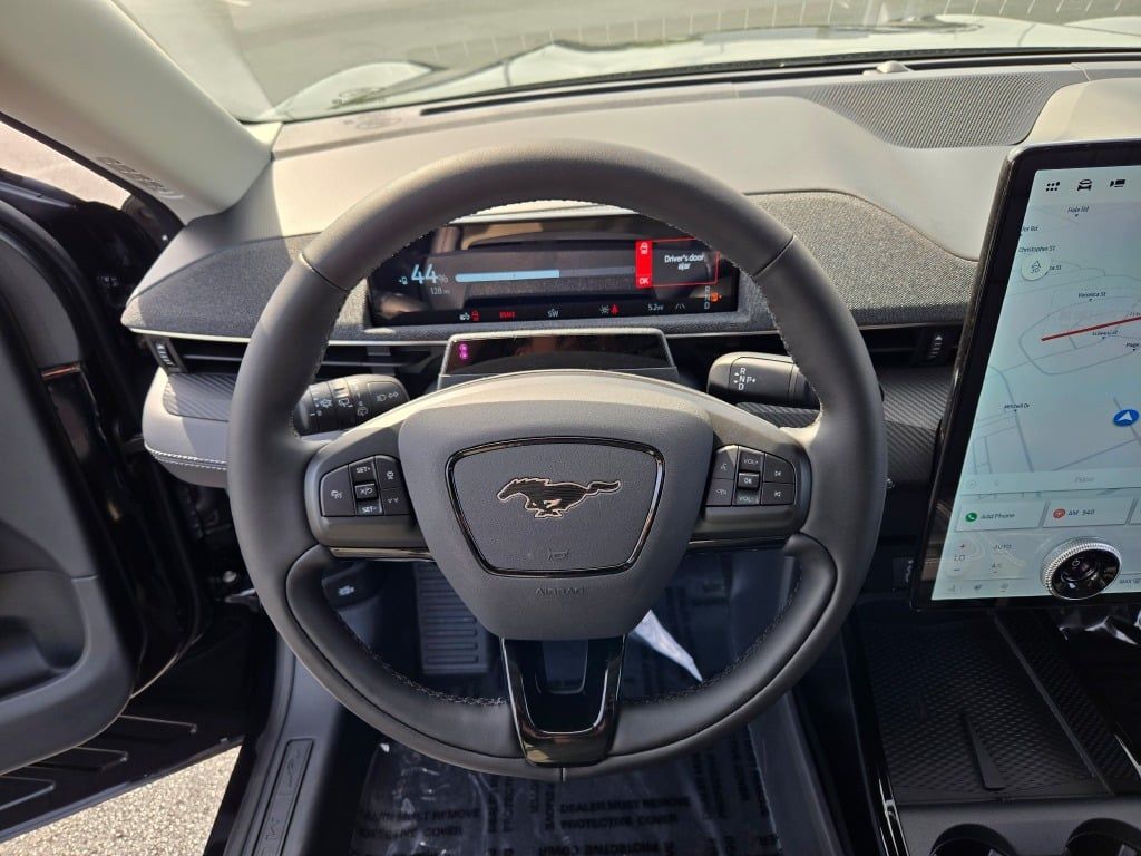 2025 Ford Mustang Mach-E Premium photo 23