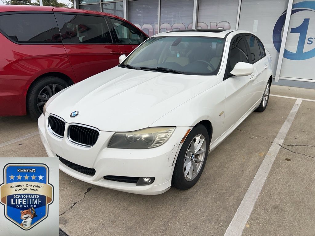 2010 BMW 3 Series 328i's photo