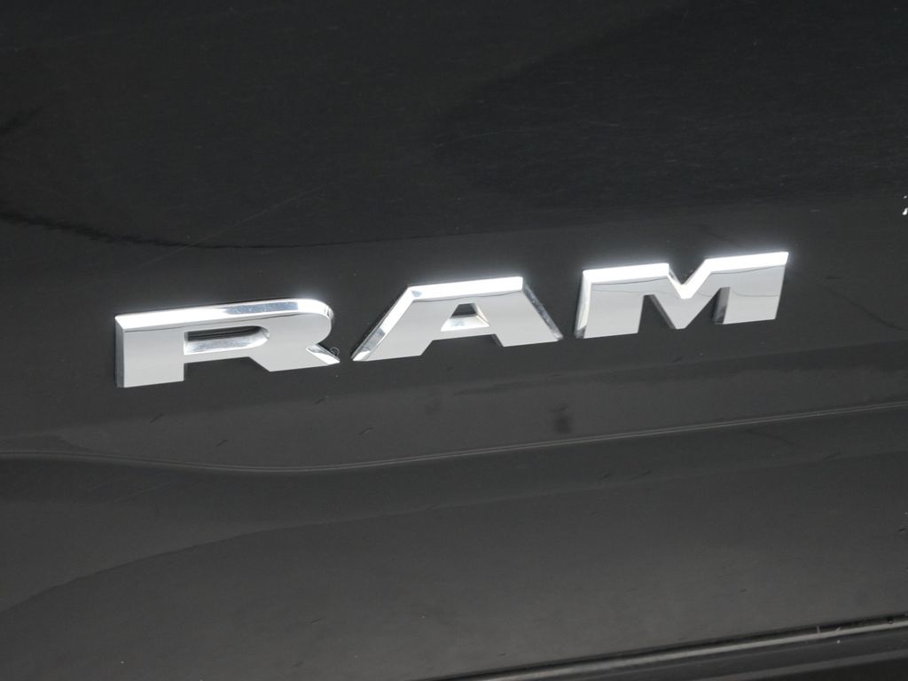2023 Ram 1500 Laramie photo 13