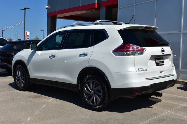 2016 Nissan Rogue SL photo 7