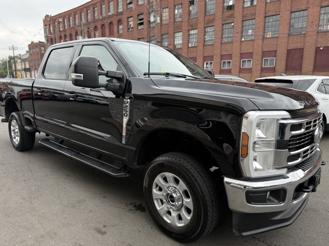 2024 Ford F-250 photo 3