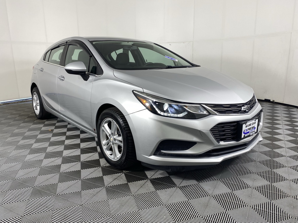 2018 Chevrolet Cruze LT photo 9