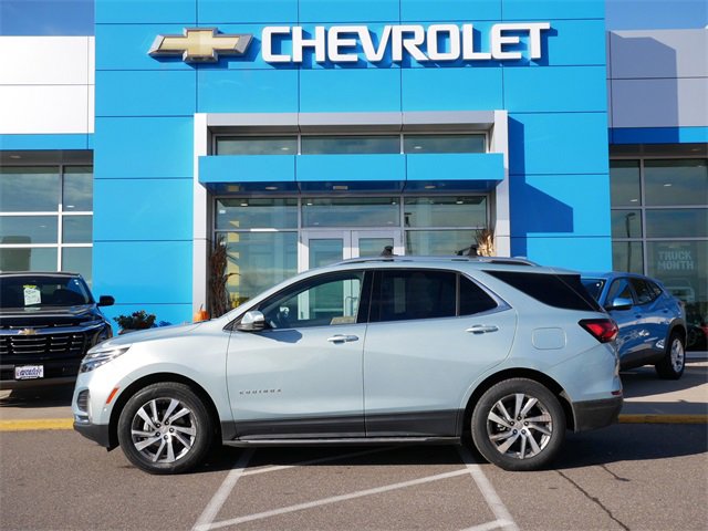 Certified 2022 Chevrolet Equinox Premier with VIN 2GNAXXEV9N6125100 for sale in Roseville, Minnesota