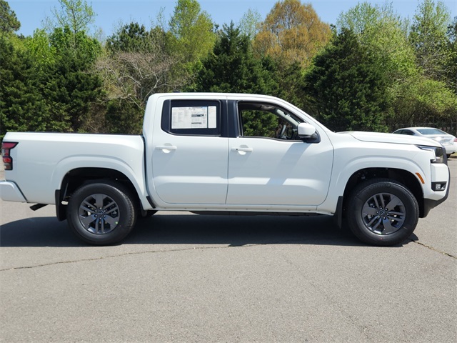 2025 Nissan Frontier SV photo 2