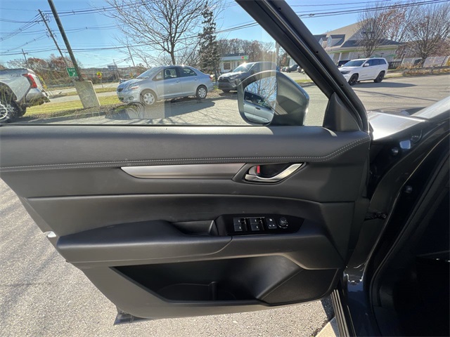 2025 Mazda CX-5 2.5 S Preferred photo 4