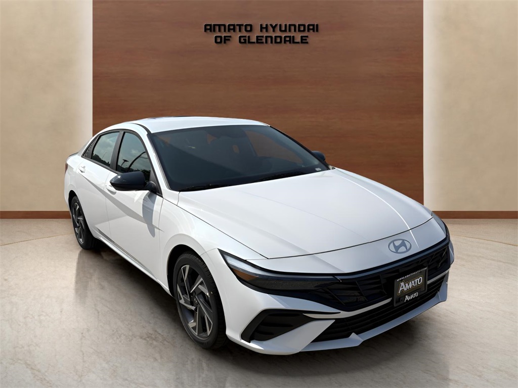2025 Hyundai Elantra SEL Sport photo 7
