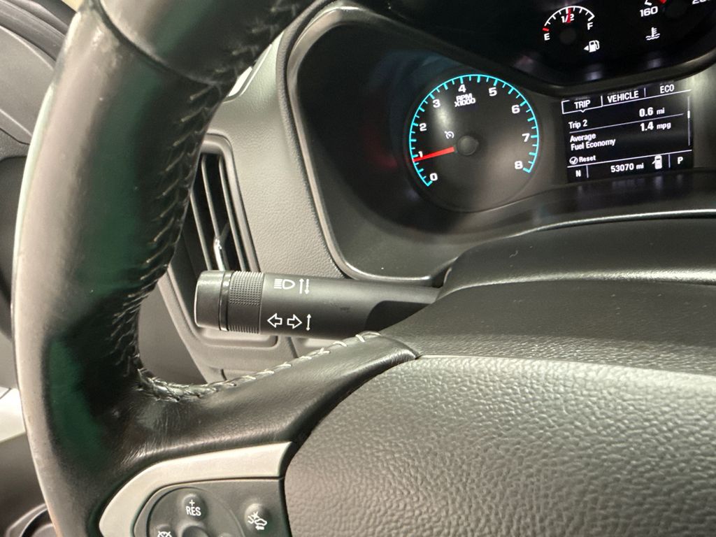 2022 Chevrolet Colorado LT photo 16