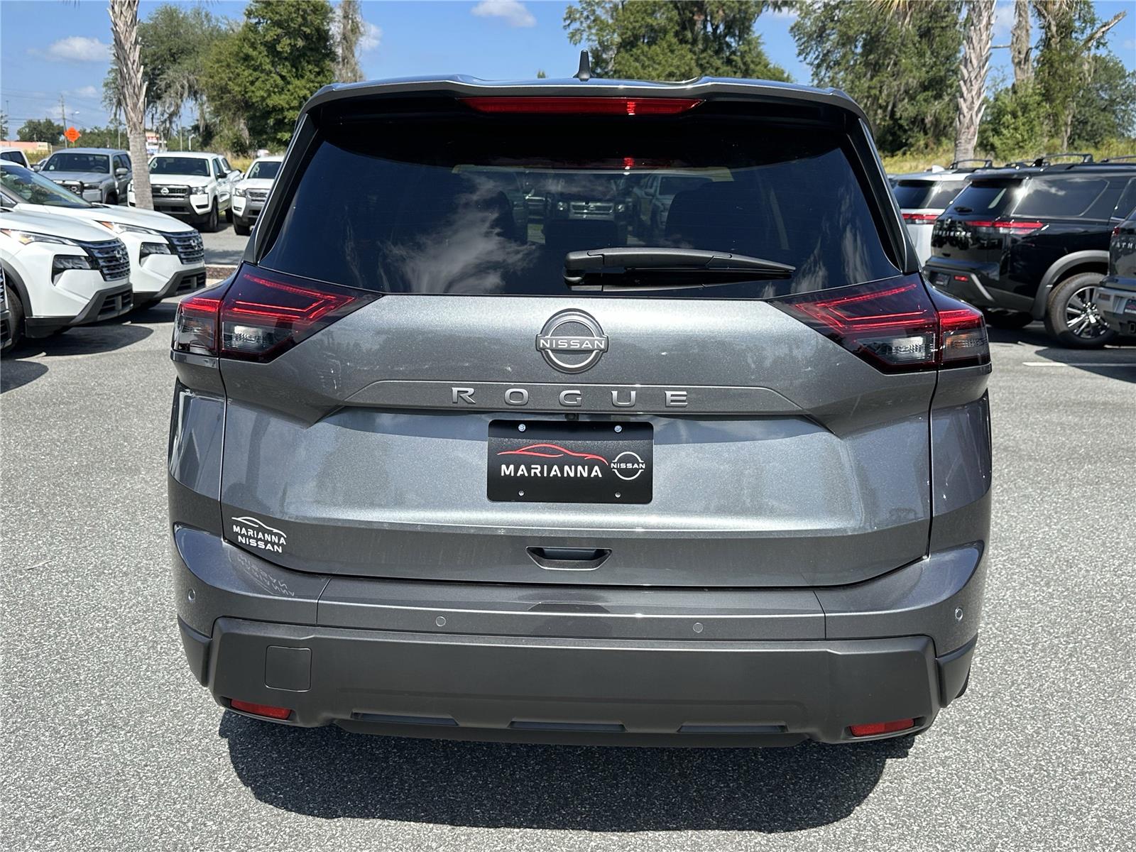 2026 Nissan Rogue S photo 4