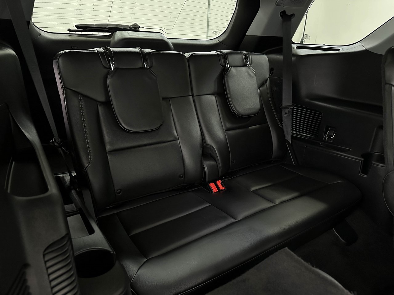 2022 Ford Explorer Limited photo 17