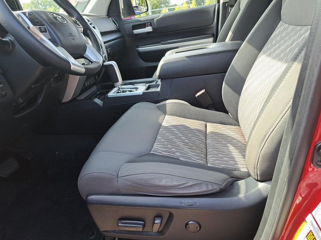 2020 Toyota Tundra SR5 Grade photo 23