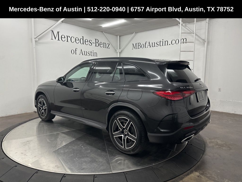 2026 Mercedes Benz GLC 350e 4MATIC photo 5