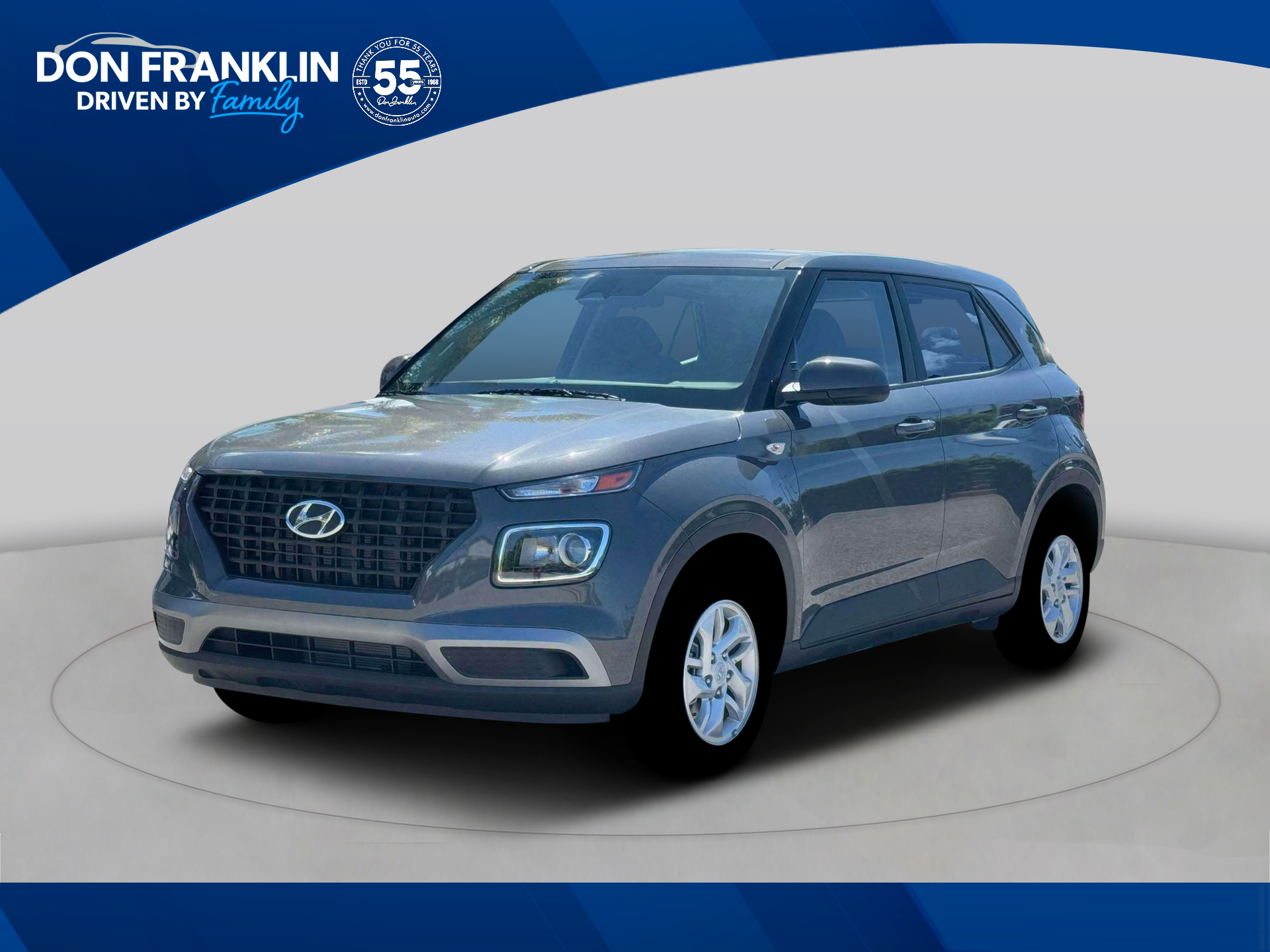 2026 Hyundai Venue SE's photo