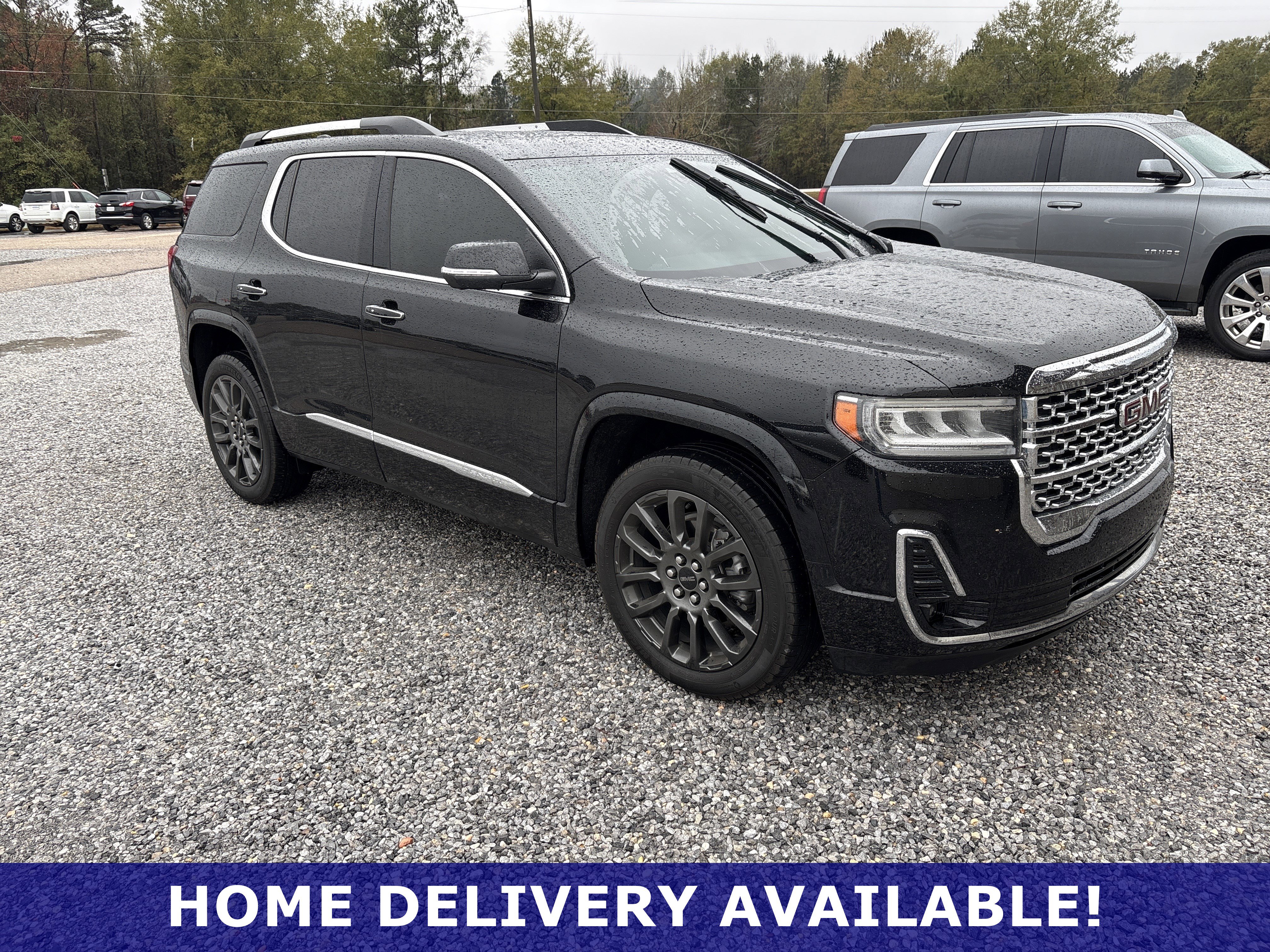 2023 GMC Acadia Denali's photo