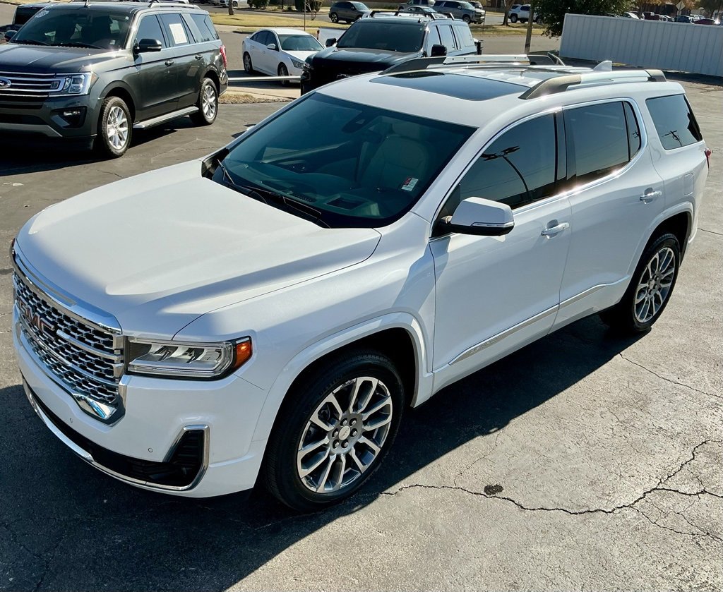 2023 Gmc Acadia Denali photo 4