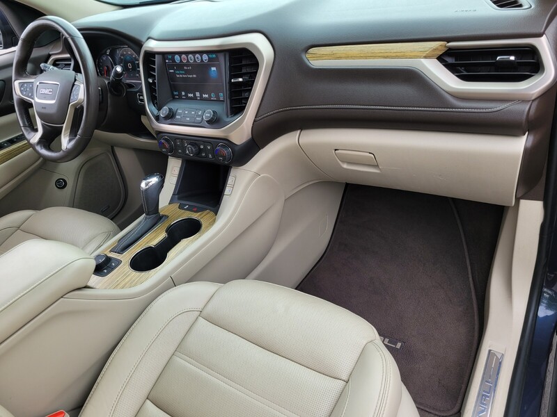 2018 Gmc Acadia Denali photo 17