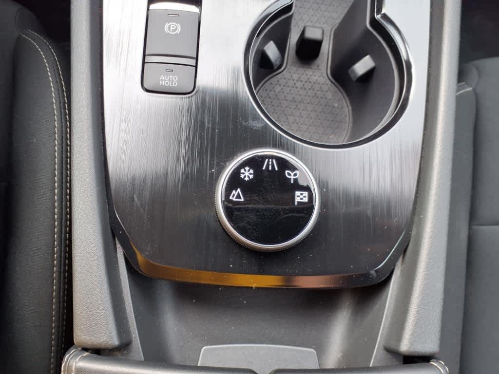 2023 Nissan Rogue S photo 19