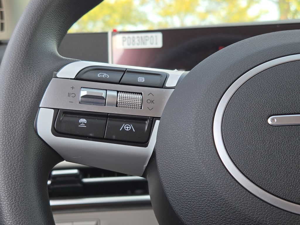 2025 Hyundai Tucson SEL photo 25
