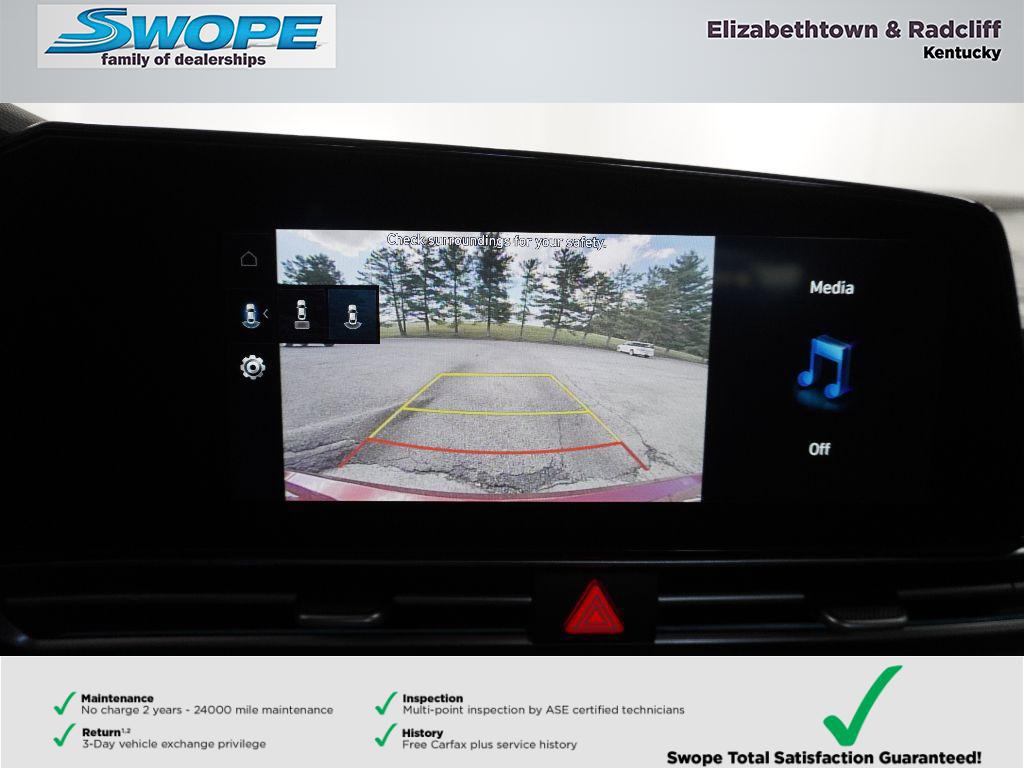 2025 Hyundai Elantra SEL Convenience photo 16