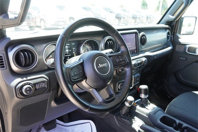 2021 Jeep Gladiator Sport photo 15