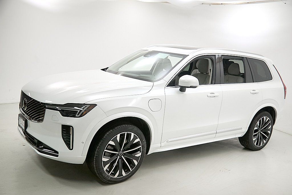 2026 VOLVO XC90 - Image 5