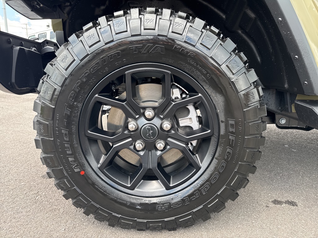 2025 Jeep Gladiator Sport photo 15