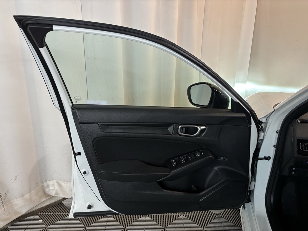 2023 Honda Civic Sport photo 18
