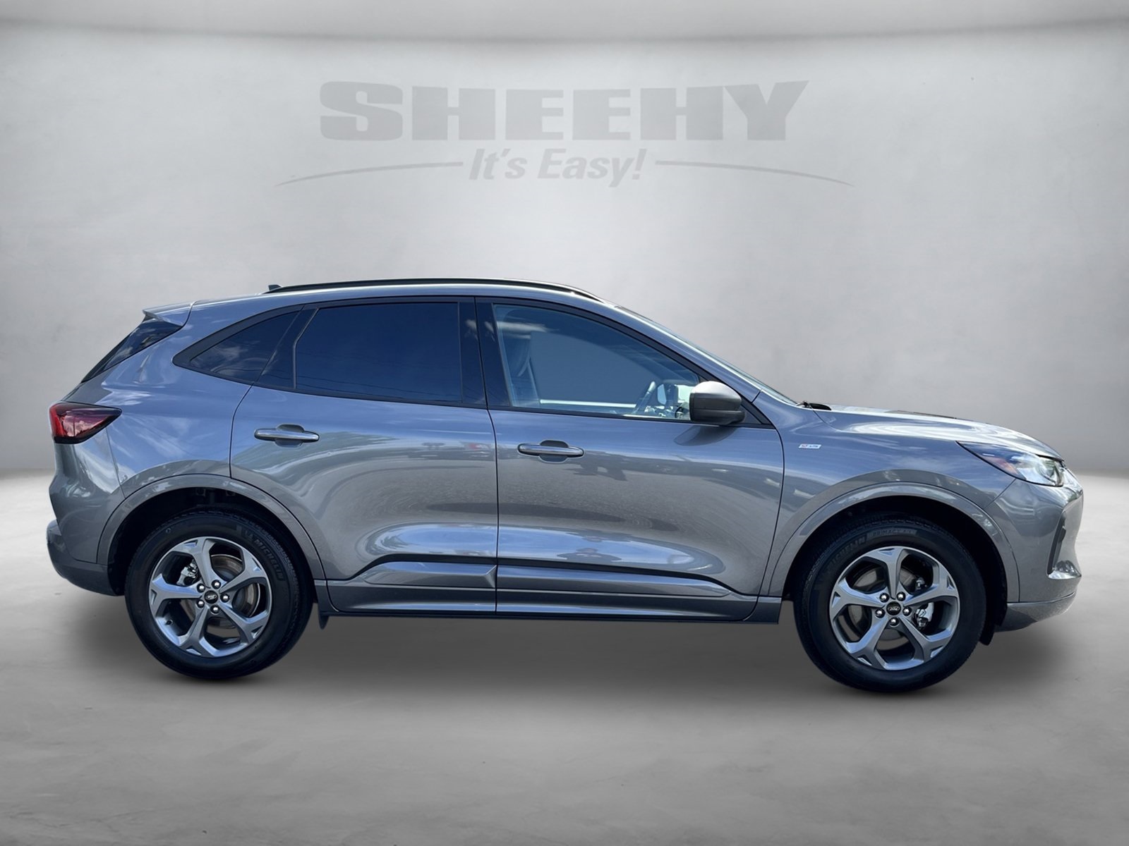 2024 Ford Escape ST-Line photo 11
