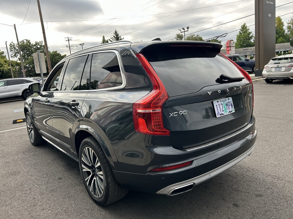 2021 Volvo XC90 T5 Momentum photo 5