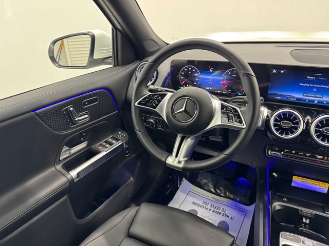 2025 Mercedes Benz GLB 250 photo 38