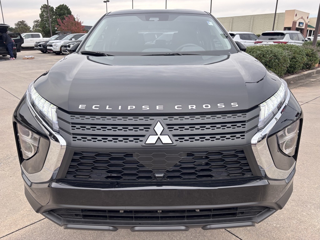 2024 Mitsubishi Eclipse Cross ES photo 2