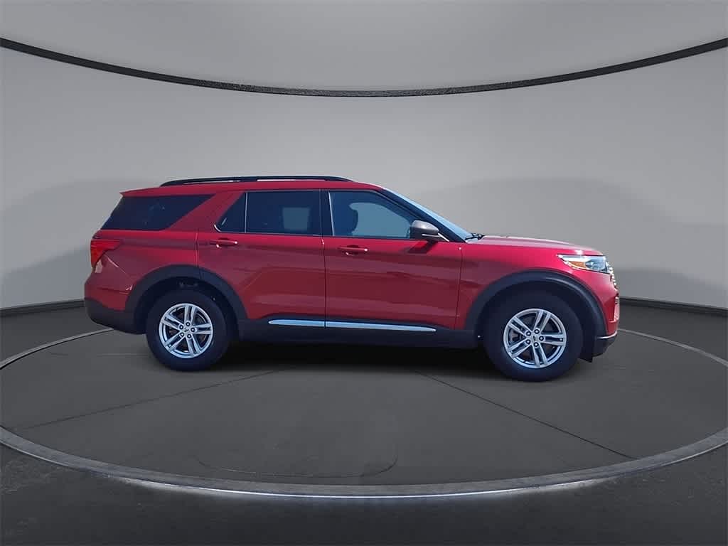 2020 Ford Explorer XLT photo 7