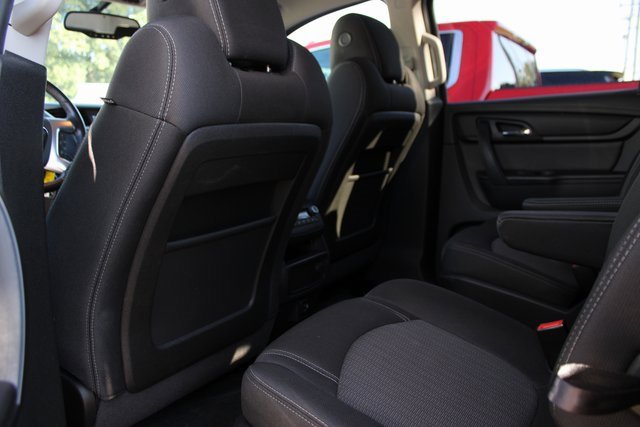 2017 Chevrolet Traverse 2LT photo 32